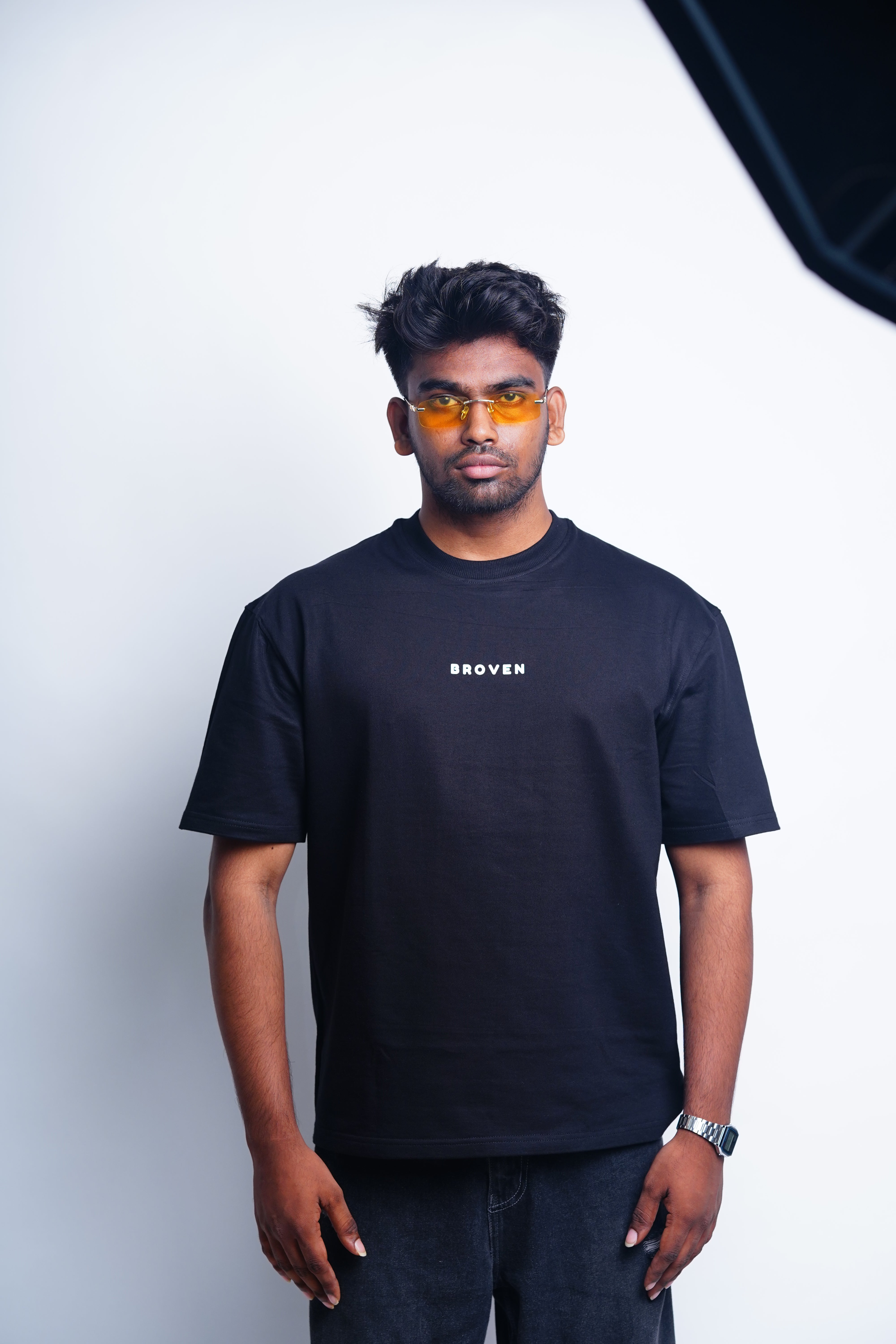 Levi Legacy – Black Oversized T-Shirt