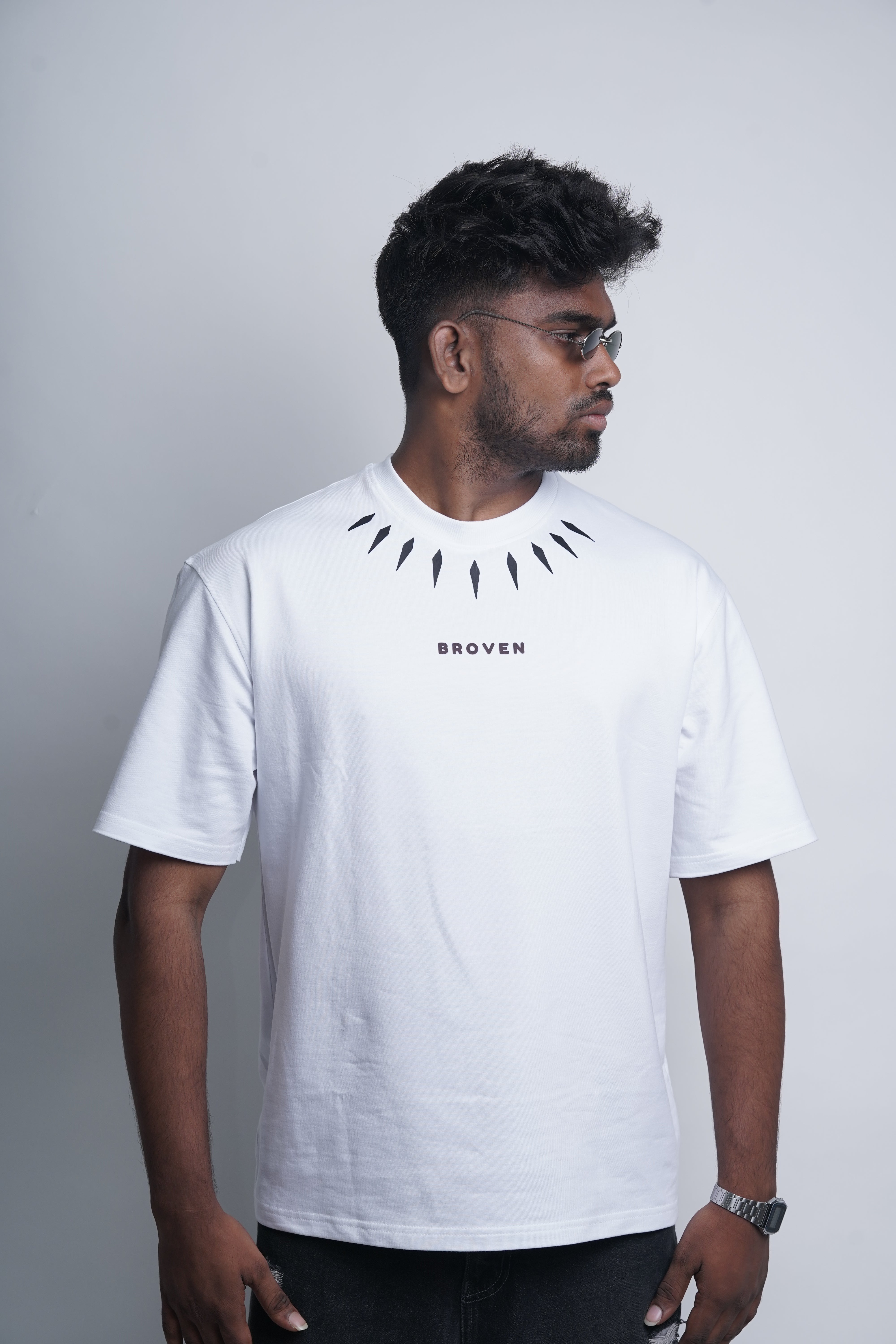 Wakanda Vibe – White Oversized T-Shirt