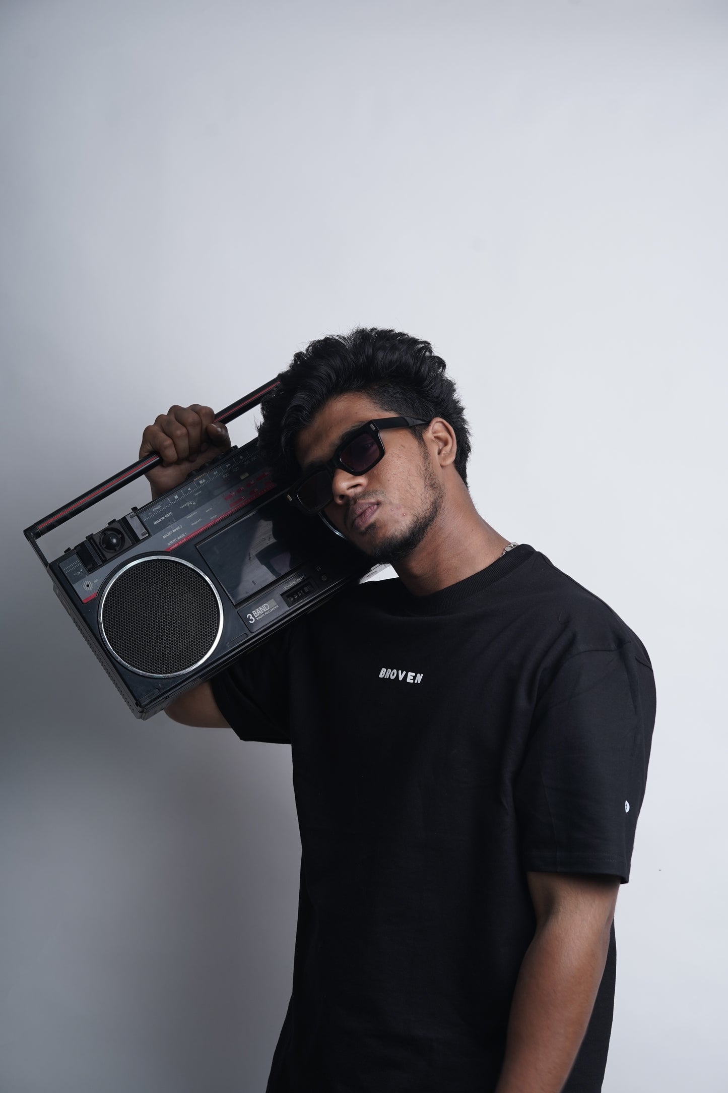 Levi Legacy – Black Oversized T-Shirt