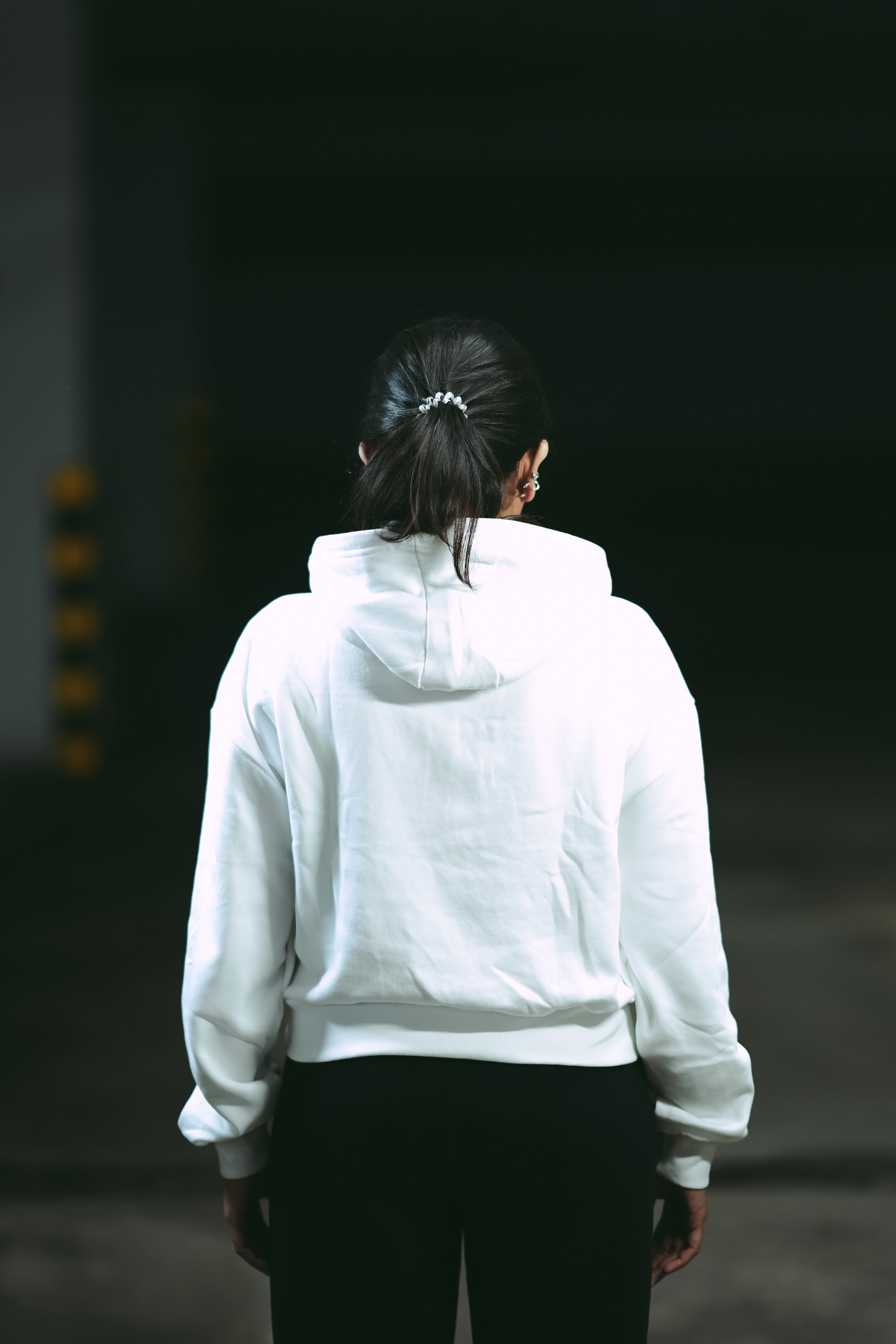 BROVEN | Essential Crop – White